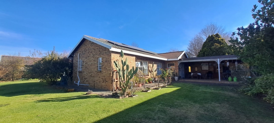 4 Bedroom Property for Sale in La Provance Free State